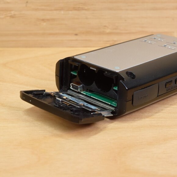 Edirol by Roland R-09 Digital Recorder | 24-Bit WAV/MP3 | Tested & Working - Picture 12 of 12